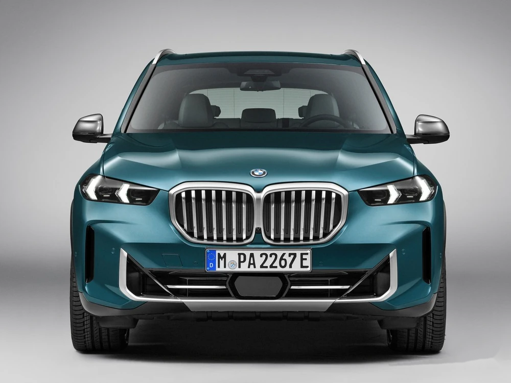 BMW X5 xDrive 40d görseli 1