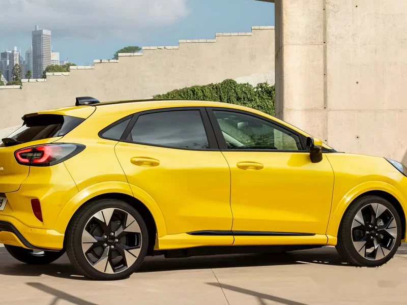 Ford Puma GEN-E Premium görseli 1