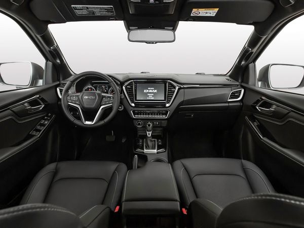 Isuzu D-Max V-Life AT görseli 1