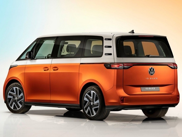 Volkswagen ID Buzz Pure görseli 1