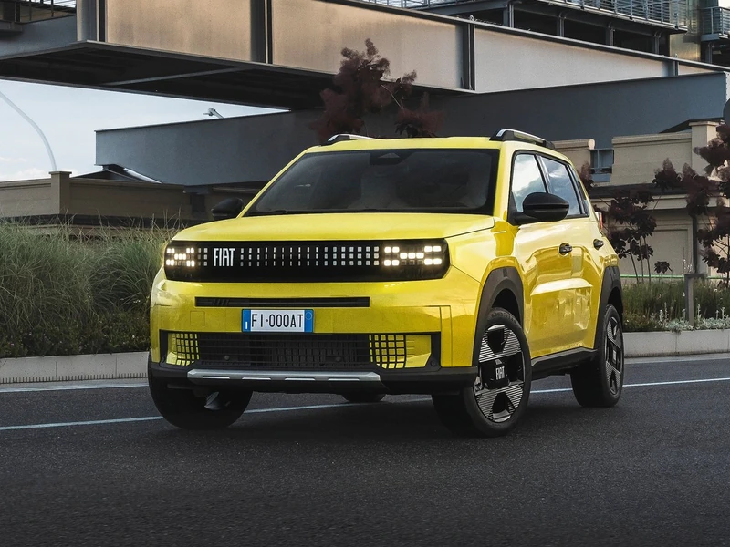Fiat Grande Panda La Prima görseli 2