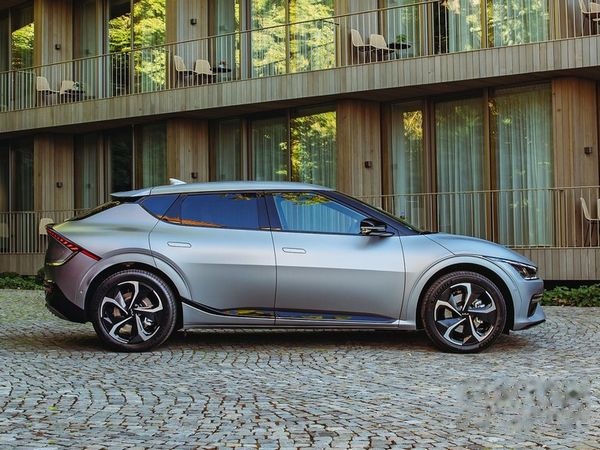 Kia EV6 Elegance görseli 2