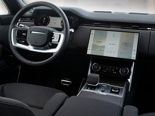 Land Rover Range Rover 3.0 Signature görseli 2