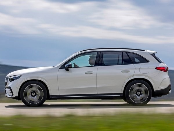 Mercedes GLC 43 4Matic görseli 2