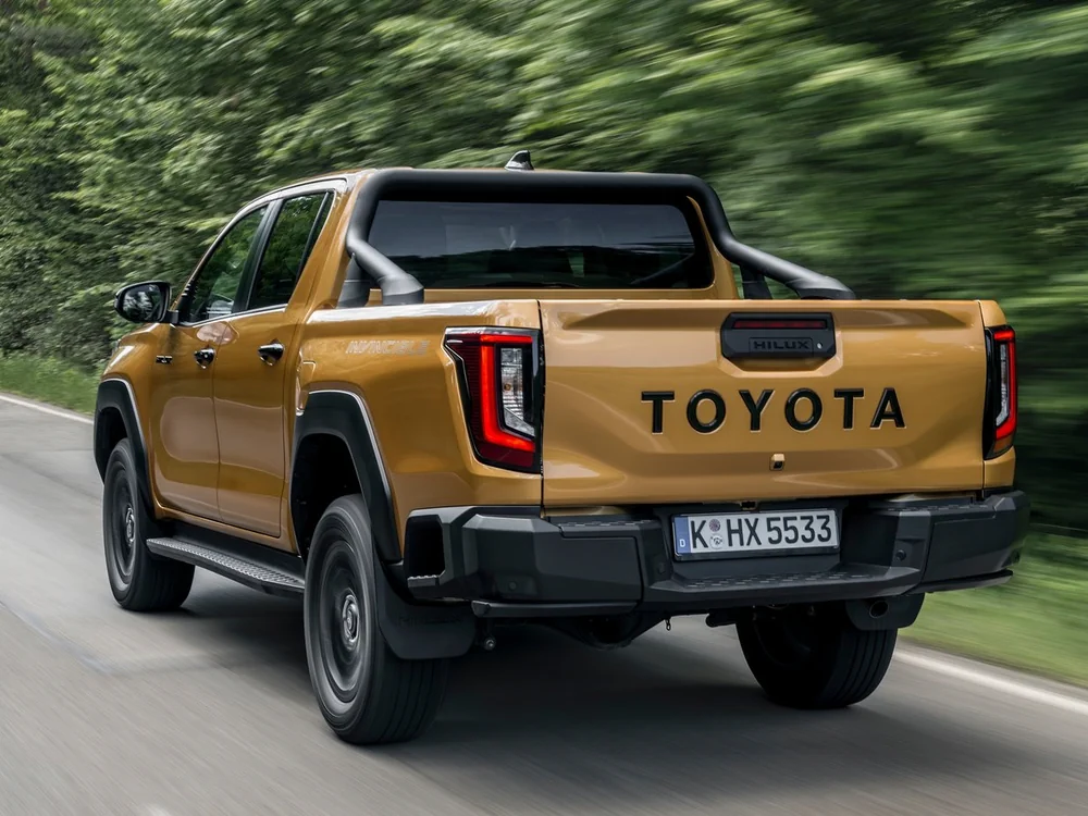 Toyota Hilux 2.8 Adventure görseli 2