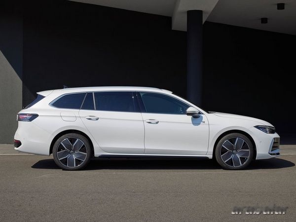 Volkswagen Passat 2.0 TDI R-Line görseli 2