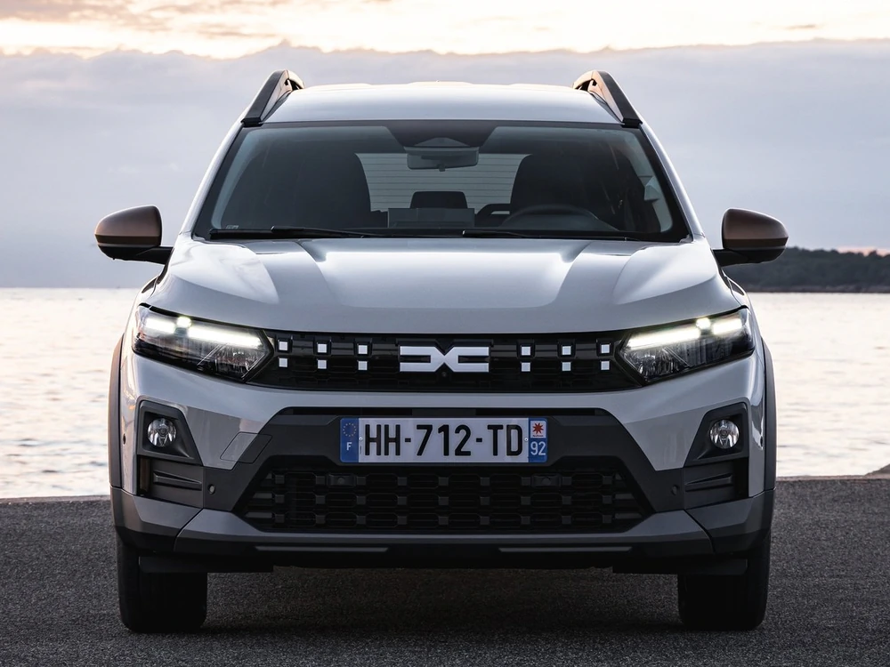 Dacia Jogger 1.2 Extreme Eco-G AT görseli 3
