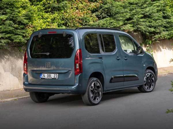 Fiat Doblo Combi 1.2 Premio görseli 3