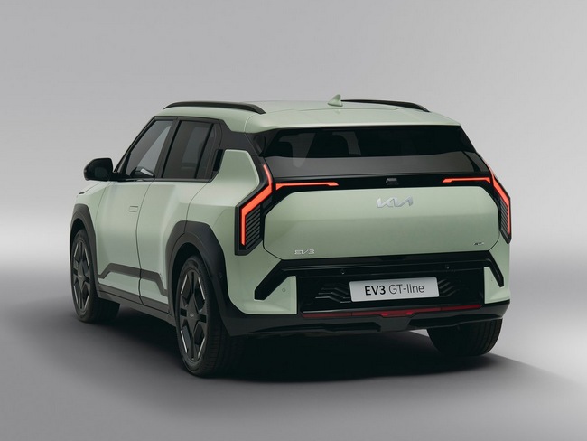 Kia EV3 Cool LR görseli 3