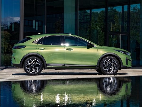 Kia XCeed 1.6 Elegance görseli 3