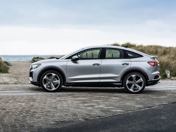 Audi Q4 40 e-tron görseli 4