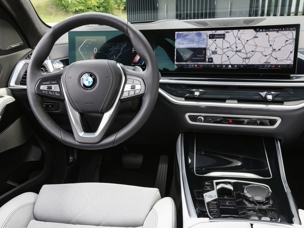 BMW X5 xDrive 40d görseli 4