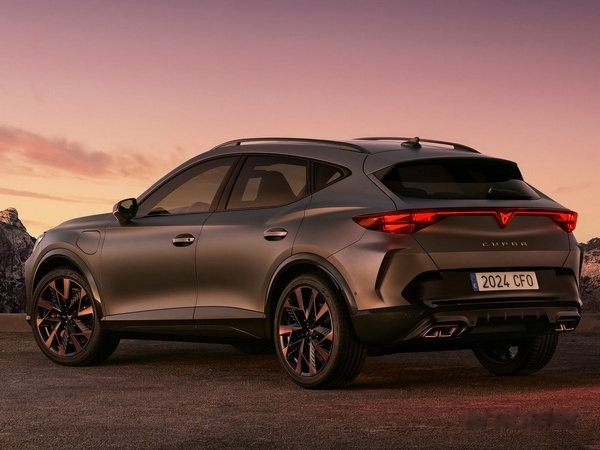 Cupra Formentor 1.5 Impulse görseli 4