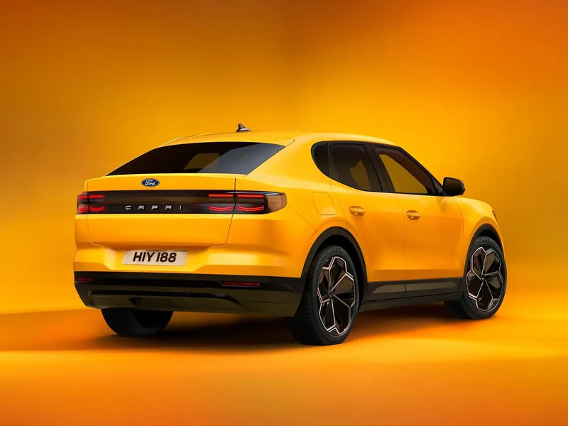 Ford Capri Premium 4×4 görseli 4