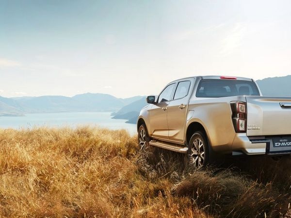 Isuzu D-Max V-Life AT görseli 4