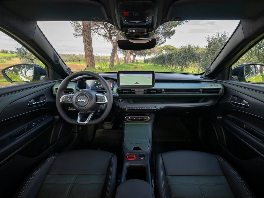 Jeep Avenger Yeni Summit Elektrik görseli 4