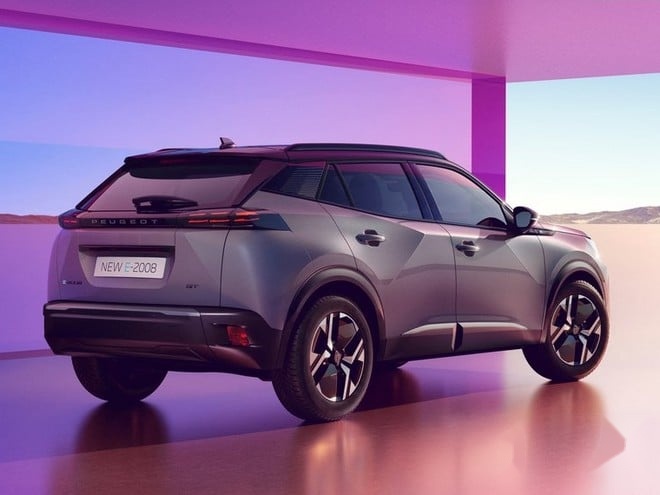 Peugeot 2008 Allure görseli 4