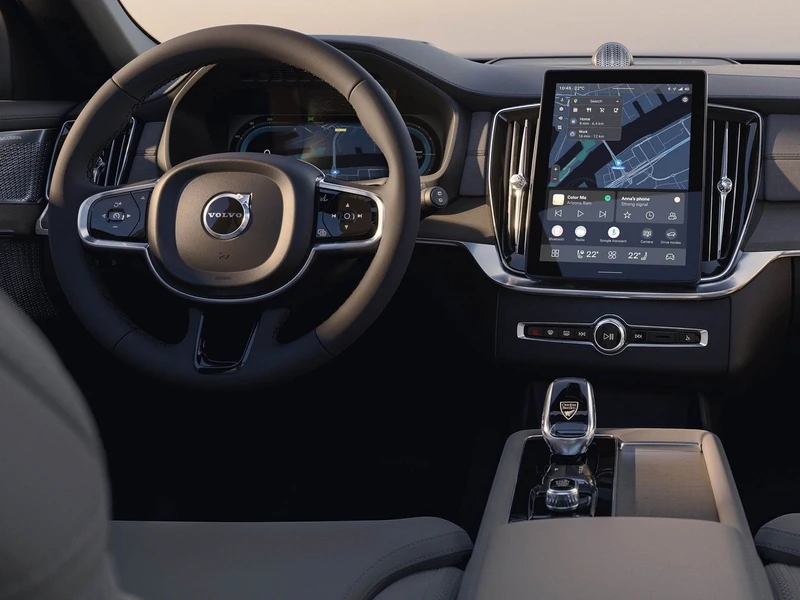 Volvo XC90 B5 AWD görseli 5