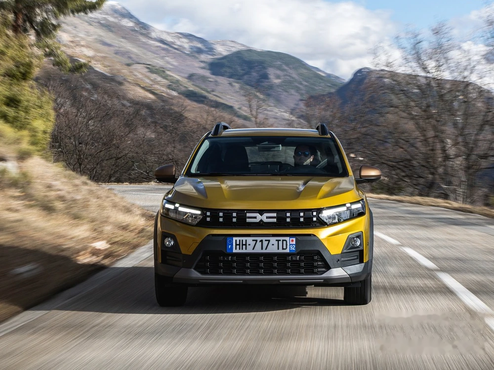 Dacia Sandero Stepway 1.2 Expression görseli 6