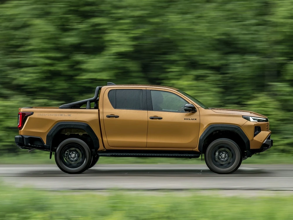 Toyota Hilux 2.8 Adventure görseli 6