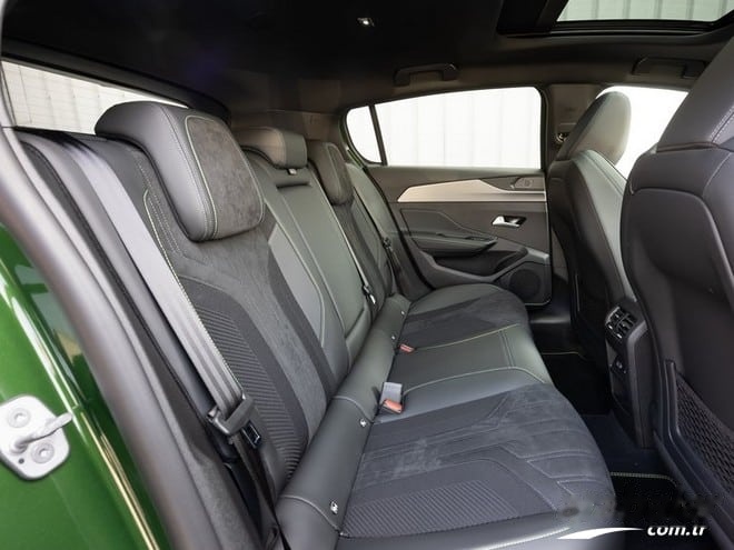 Peugeot 308 GT görseli 7