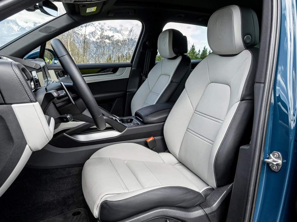 Porsche Cayenne Sport Chrono görseli 7