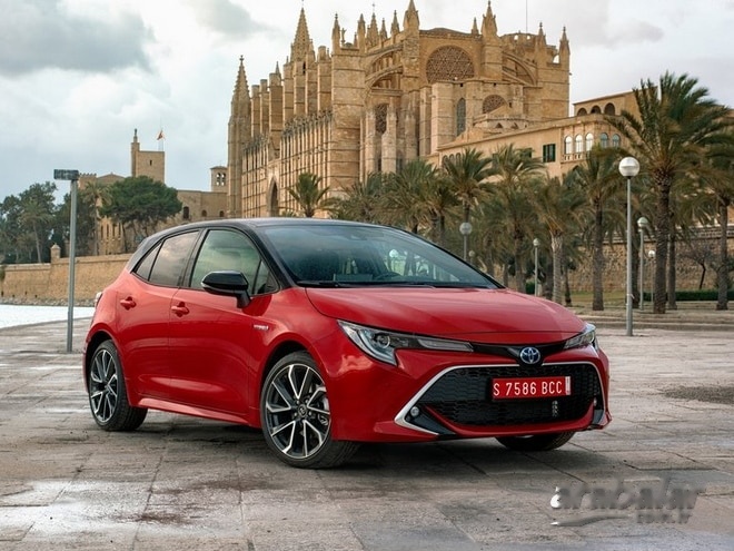 Toyota Corolla HB 1.8 Passion görseli 7
