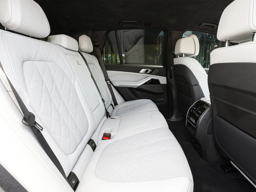 BMW X5 xDrive 40d görseli 8
