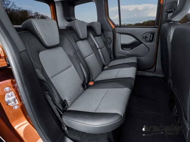 Renault Kangoo Multix 1.5 Iconic EDC görseli 8
