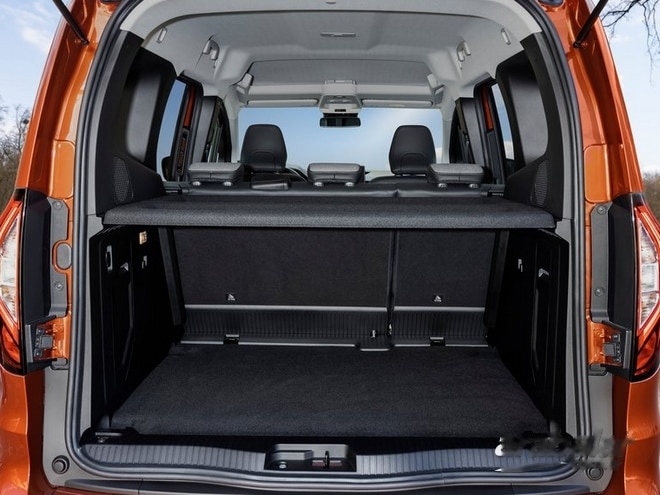 Renault Kangoo Multix 1.3 Iconic EDC görseli 9