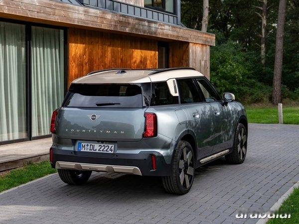 Mini Countryman model görseli