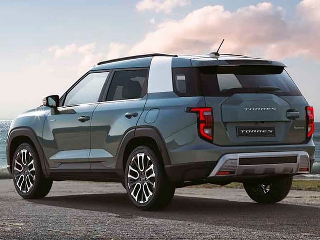 SsangYong Torres EVX