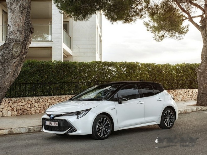 Toyota Corolla HB 1.8 Passion